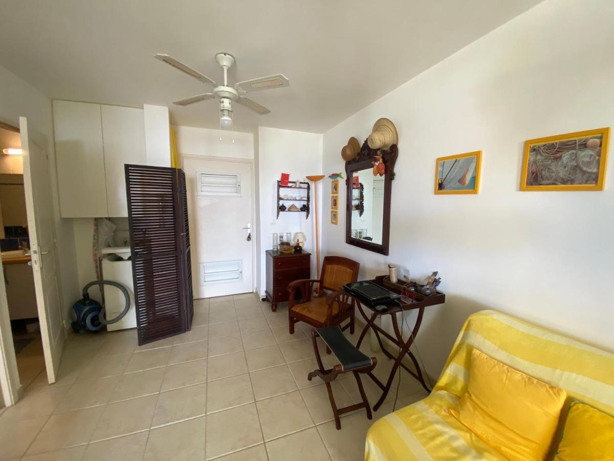 Apartamento Les Hibiscus Sainte-Luce Exterior foto